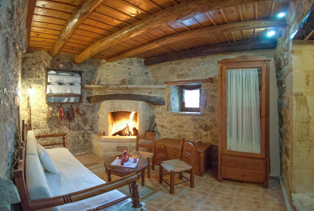 Maison d'hôtes Kouriton House à Margarítai Chambre photo